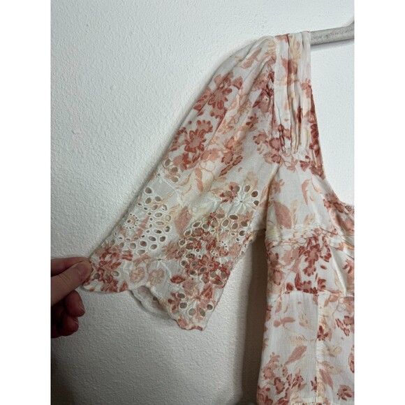 SAYLOR Size XS Janiya Floral Eyelet Crop Top V-Neck Ruffle Smocked Button Front - Picture 11 of 15